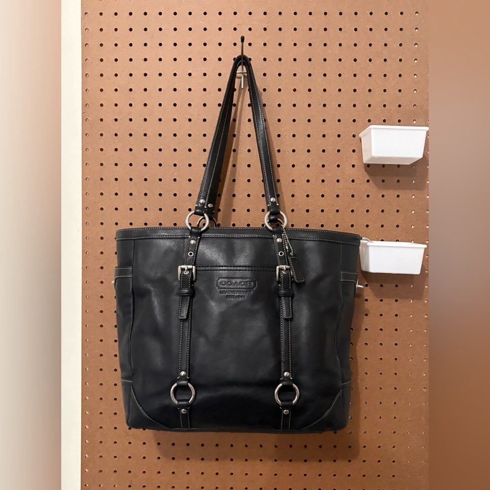 COACH LEGACY Gallery Tote East West Black Leather Bag Purse